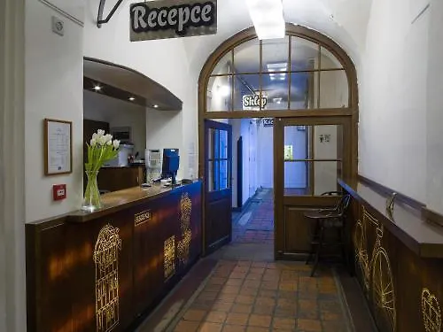 **** Aparthotel Orea Place Charles Bridge Praga Repubblica Ceca